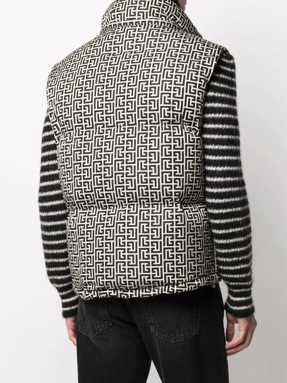 Balmain monogram-pattern padded sleeveless jacket - Image 4