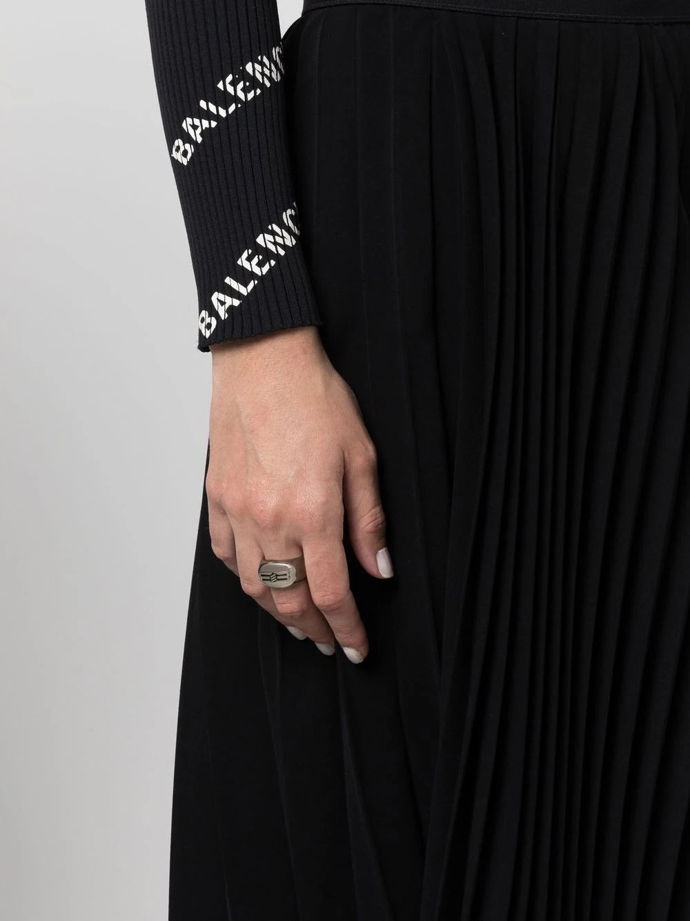 Balenciaga  Licence BB-plaque ring