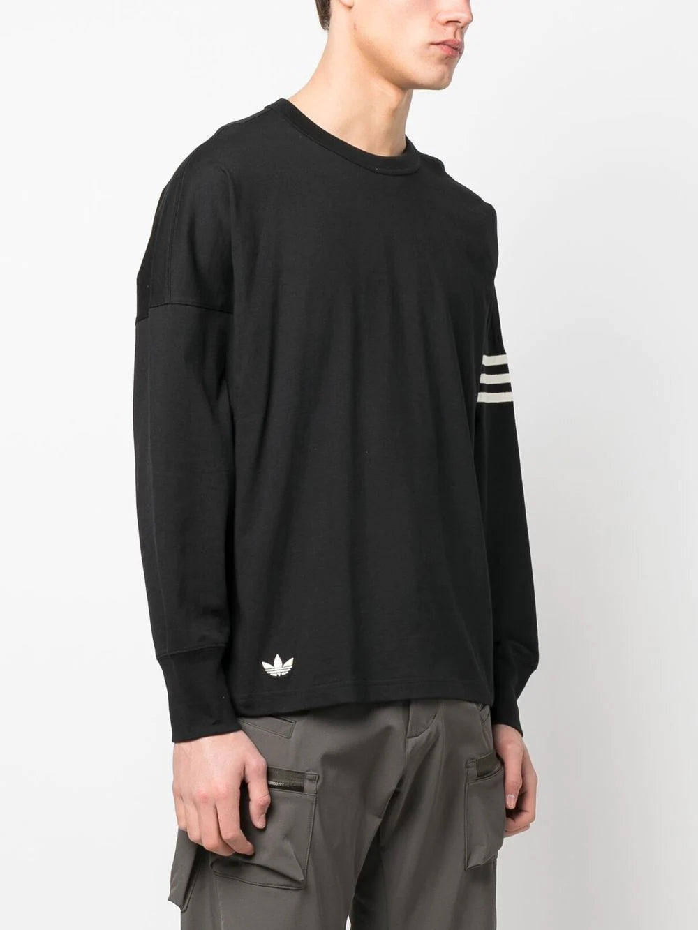 adidas  3-Stripes logo-detail sweatshirt
