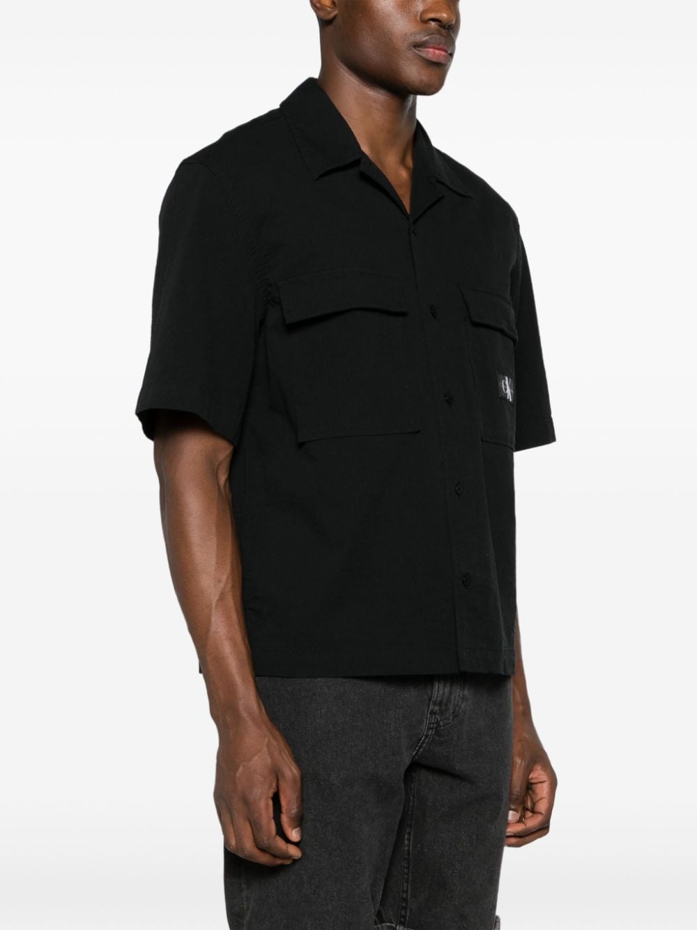 Calvin Klein Jeans logo-patch seersucker shirt