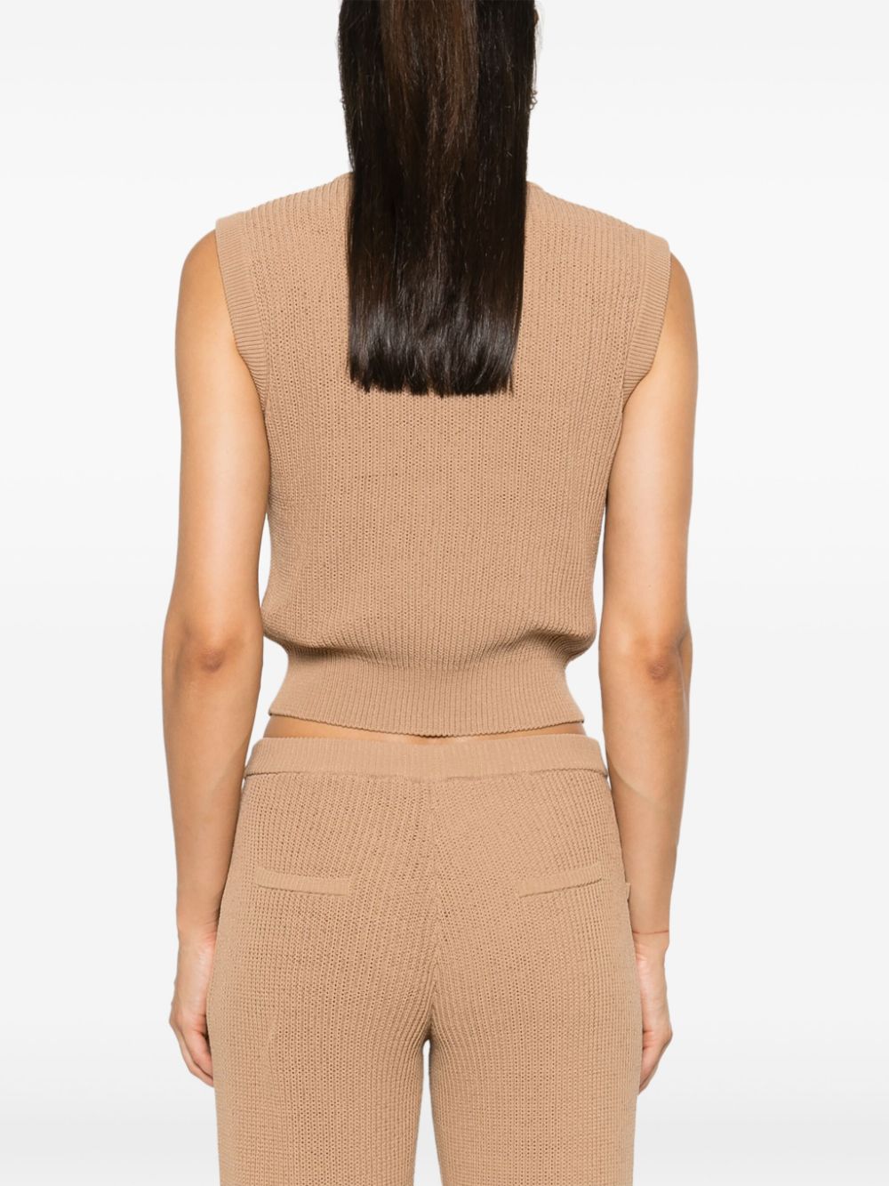 Aya Muse  Aries vest