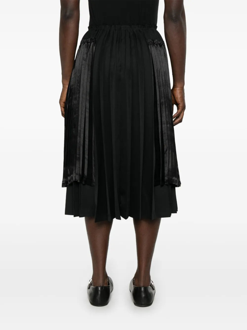 Black Comme Des Garçons  pleated midi skirt
