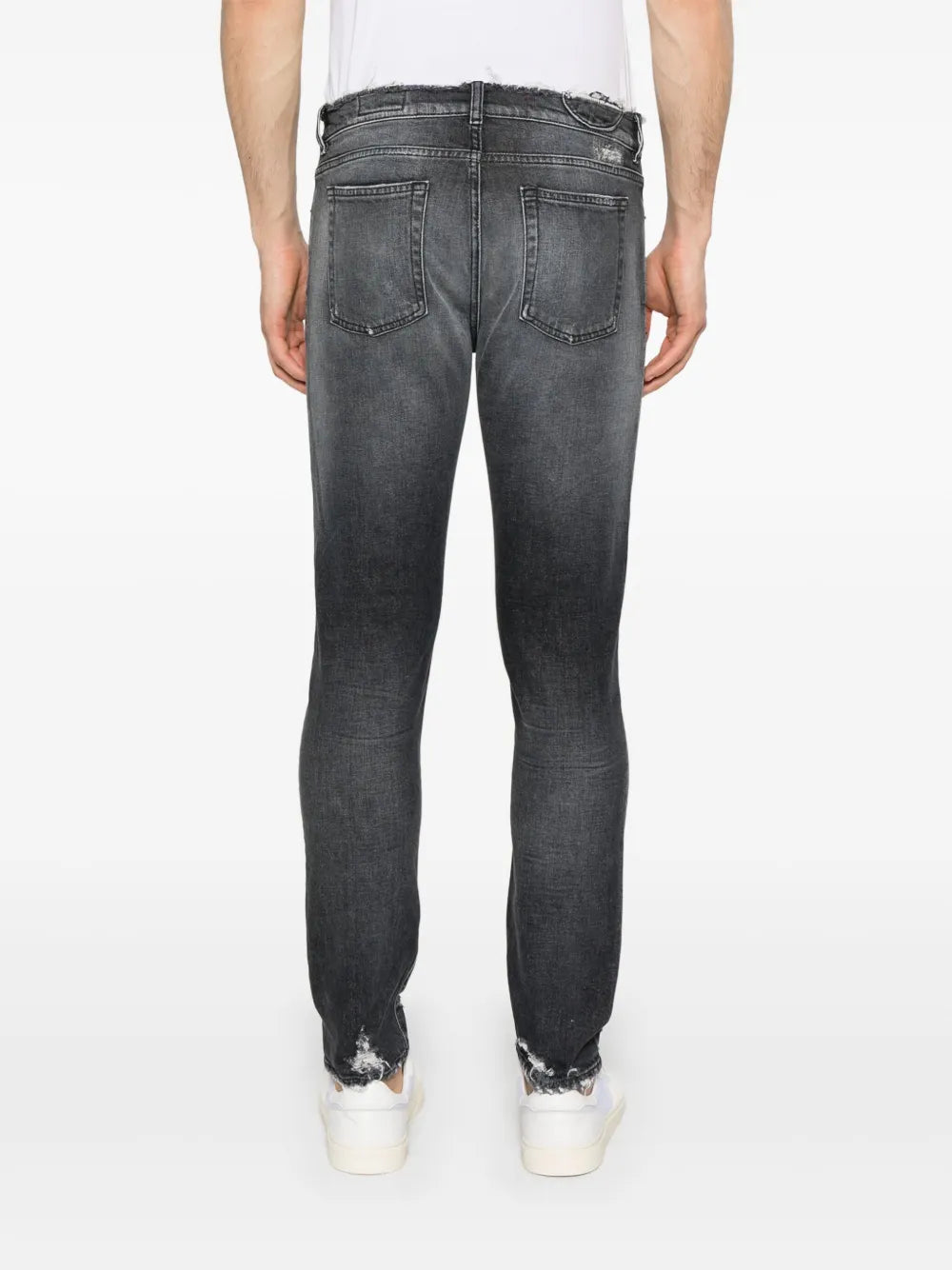BROKEN LAUNDRY  ripped-detailing jeans