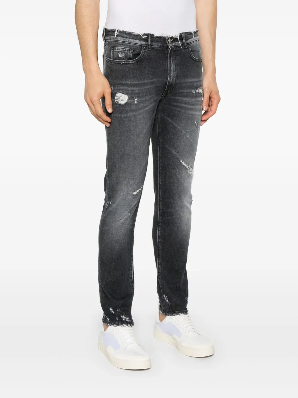 BROKEN LAUNDRY  ripped-detailing jeans