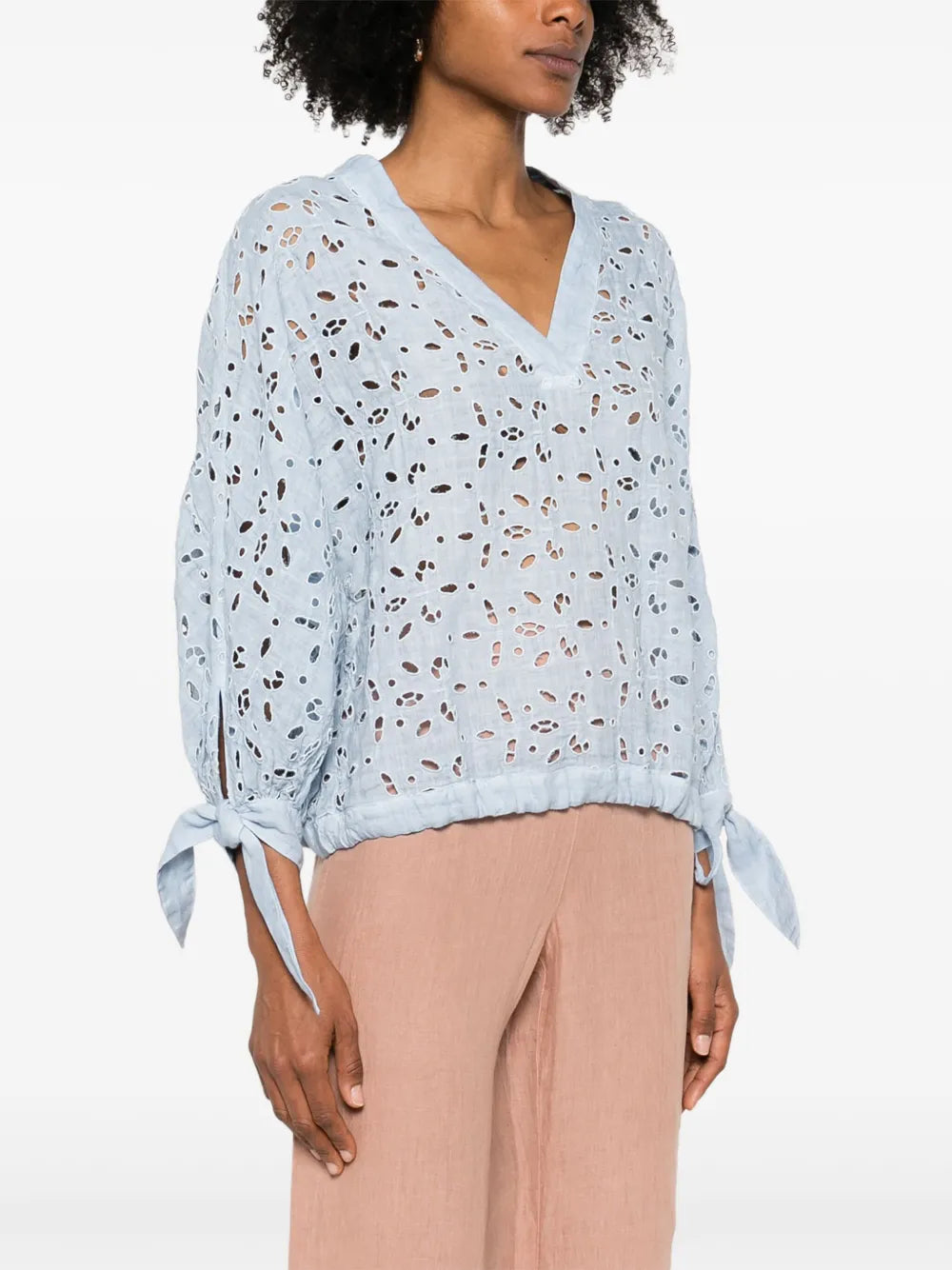 120% Lino  embroidered blouse