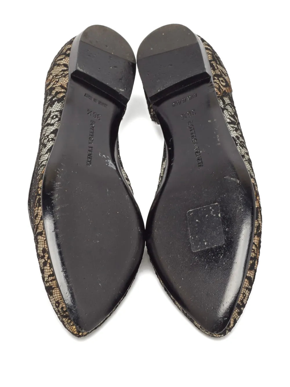Bottega Veneta    lace ballet flats