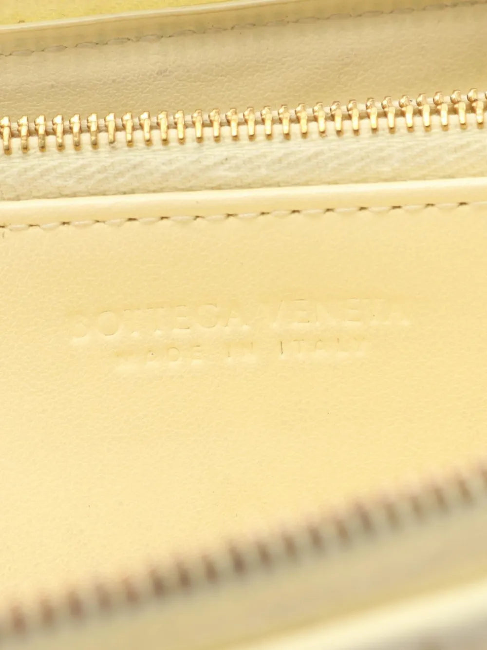Bottega Veneta Intrecciato zip wallet