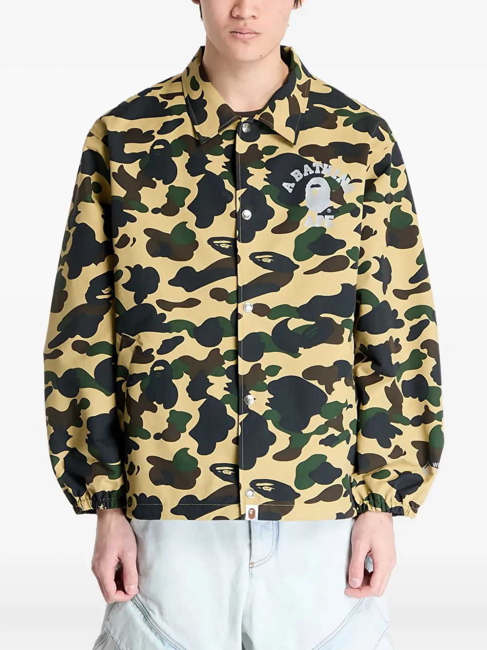 A BATHING APE® logo-print camouflage-pattern jacket - Image 3