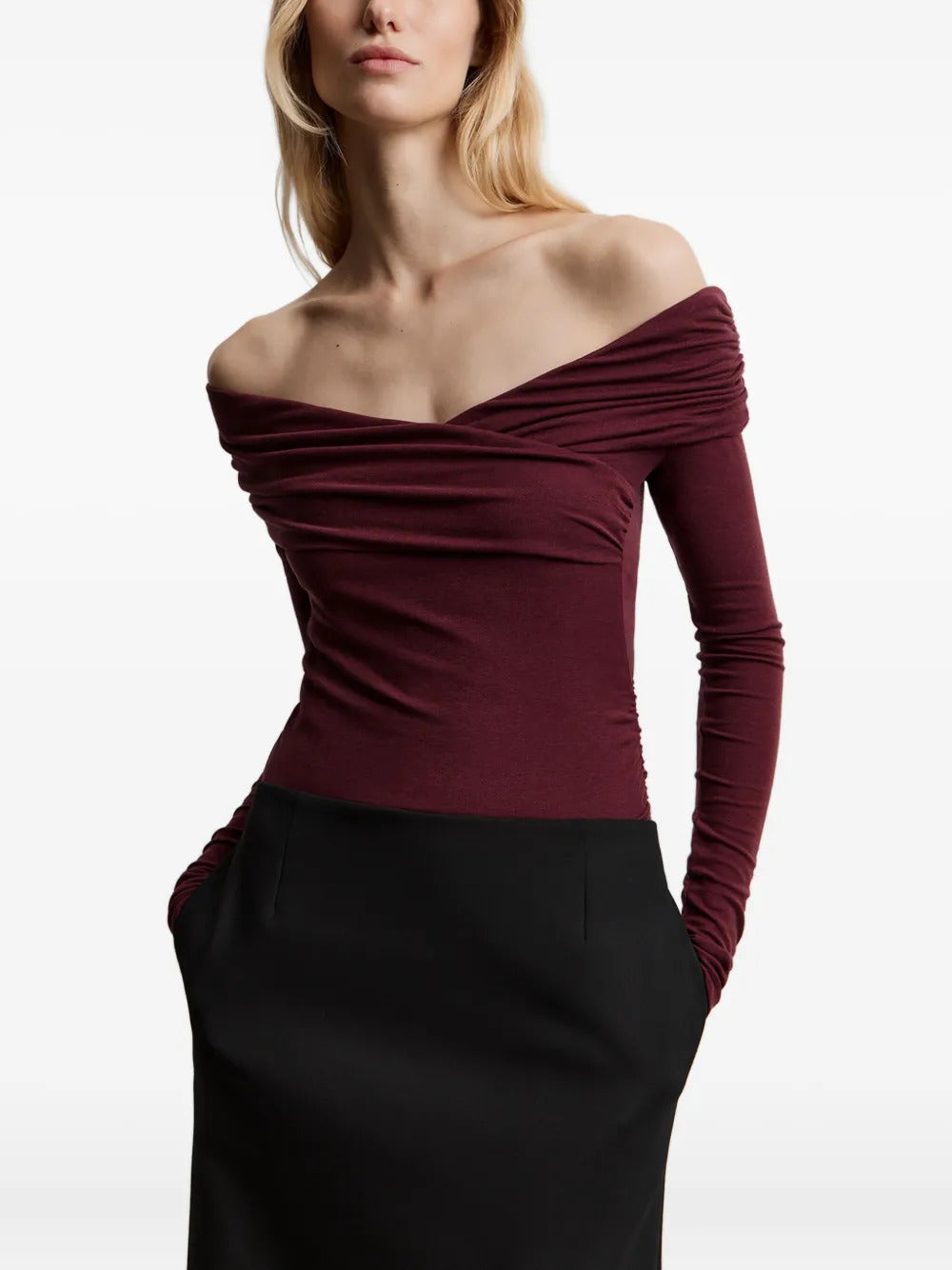 12 STOREEZ  off-shoulder top