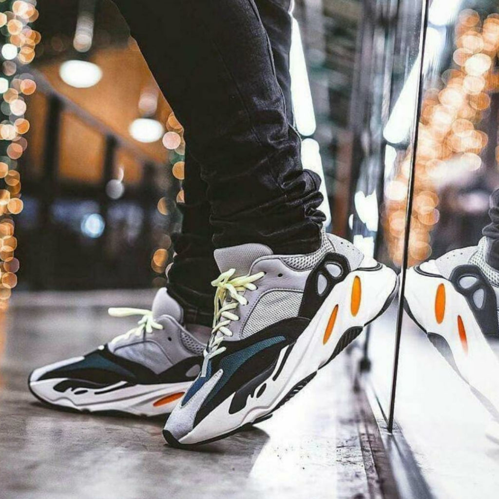 Adidas Yezzy Wave - Image 2