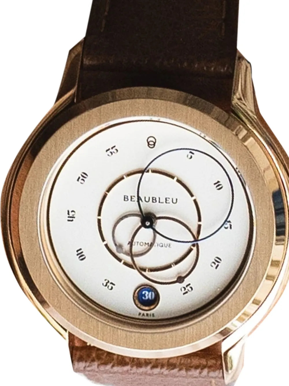 beaubleu  Ecce Lys 39mm
