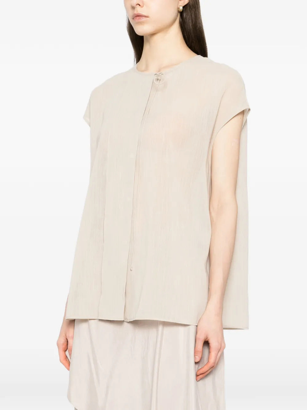 YEAREAST round-collar sleeveless blouse