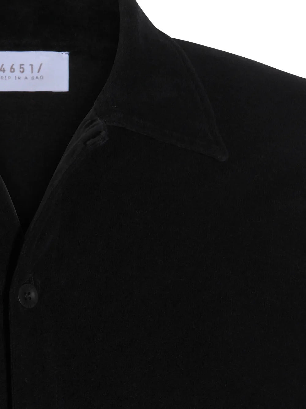 04651 / A TRIP IN A BAG  buttoned collar shirt