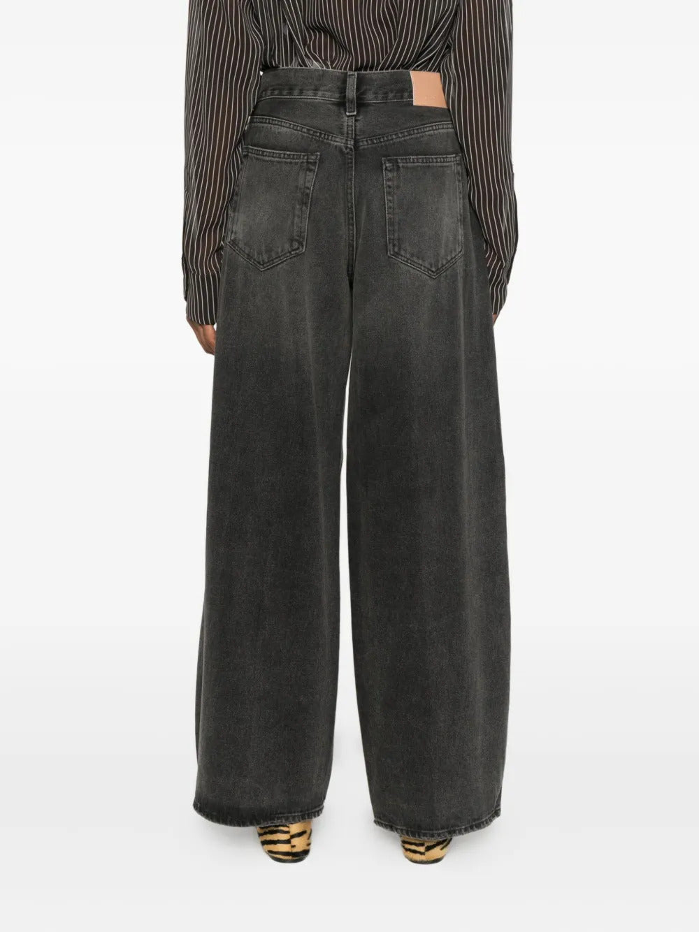 6397  five-pocket jeans