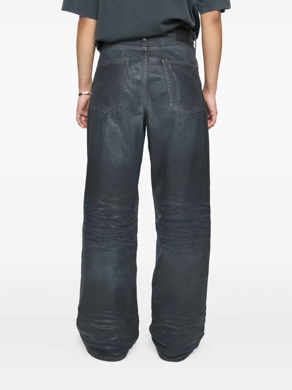 Acne Studios  1981 logo-patch jeans