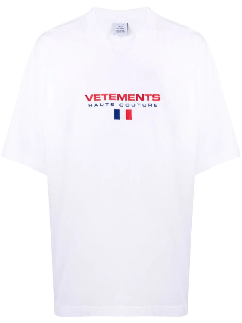 VETEMENTS  flag logo-embroidered T-shirt