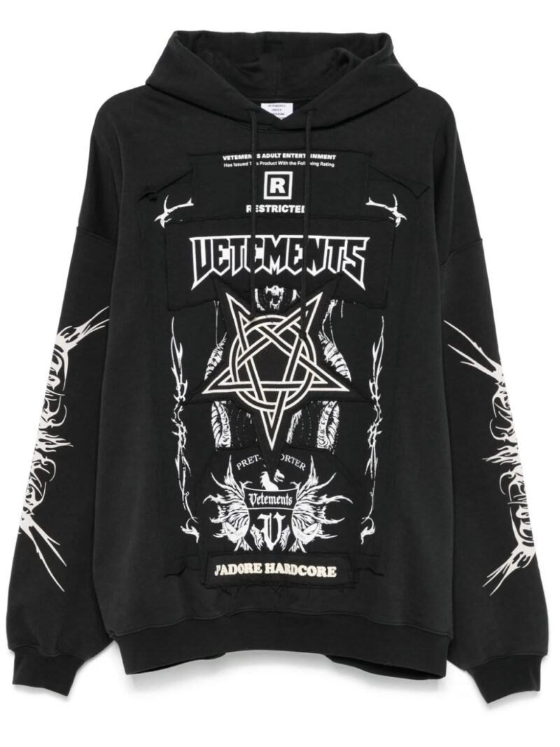 VETEMENTS  patched hoodie