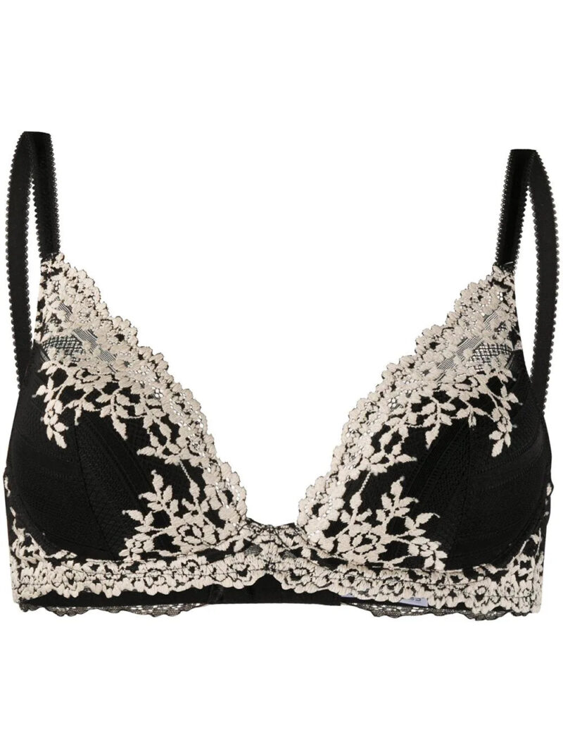 Wacoal  Embrace Lace plunge underwire bra