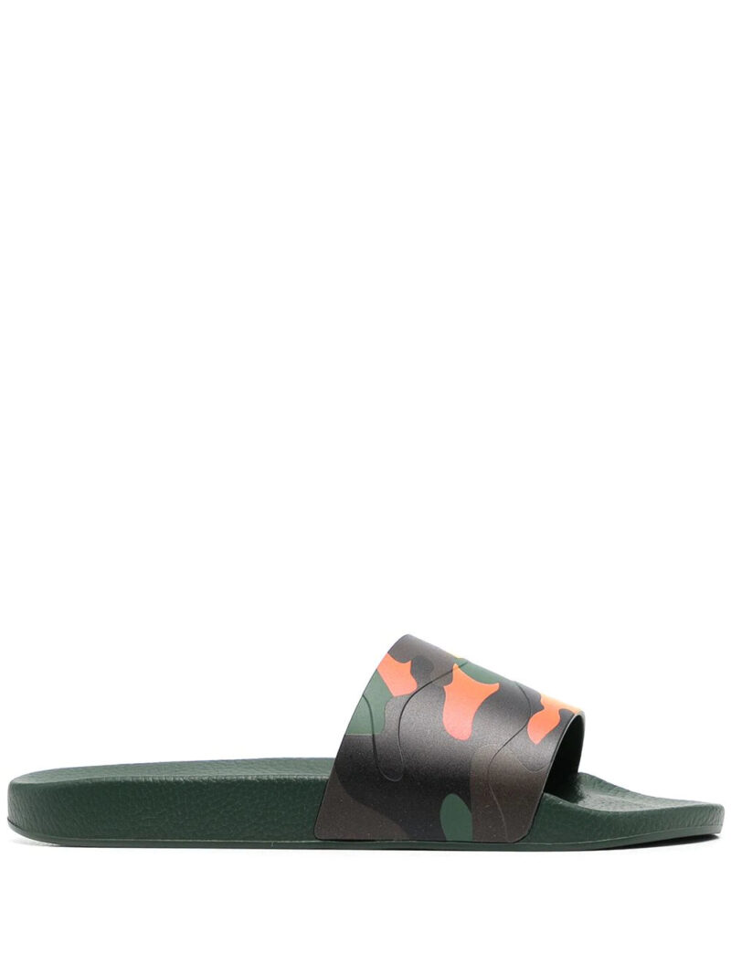 Valentino Garavani  camouflage-print rubber slides
