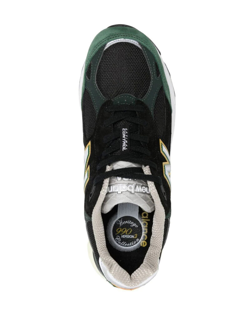 New Balance low-top sneakers