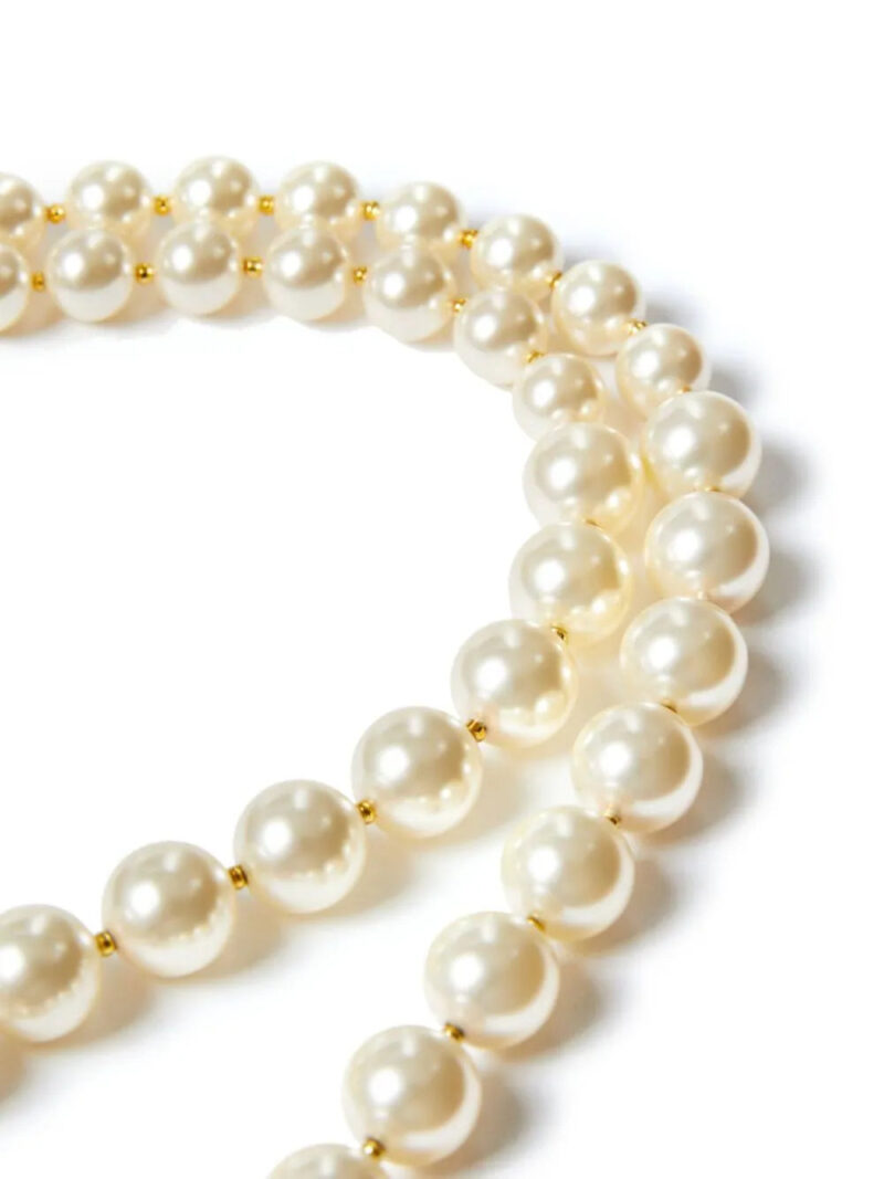 Valentino Garavani  VLogo Signature pearl necklace.