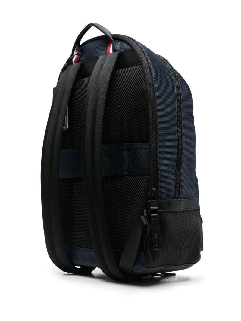 Tommy Hilfiger logo-plaque zip-up backpack