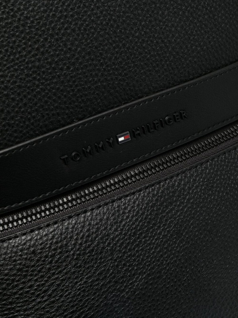 Tommy Hilfiger grained logo-patch backpack