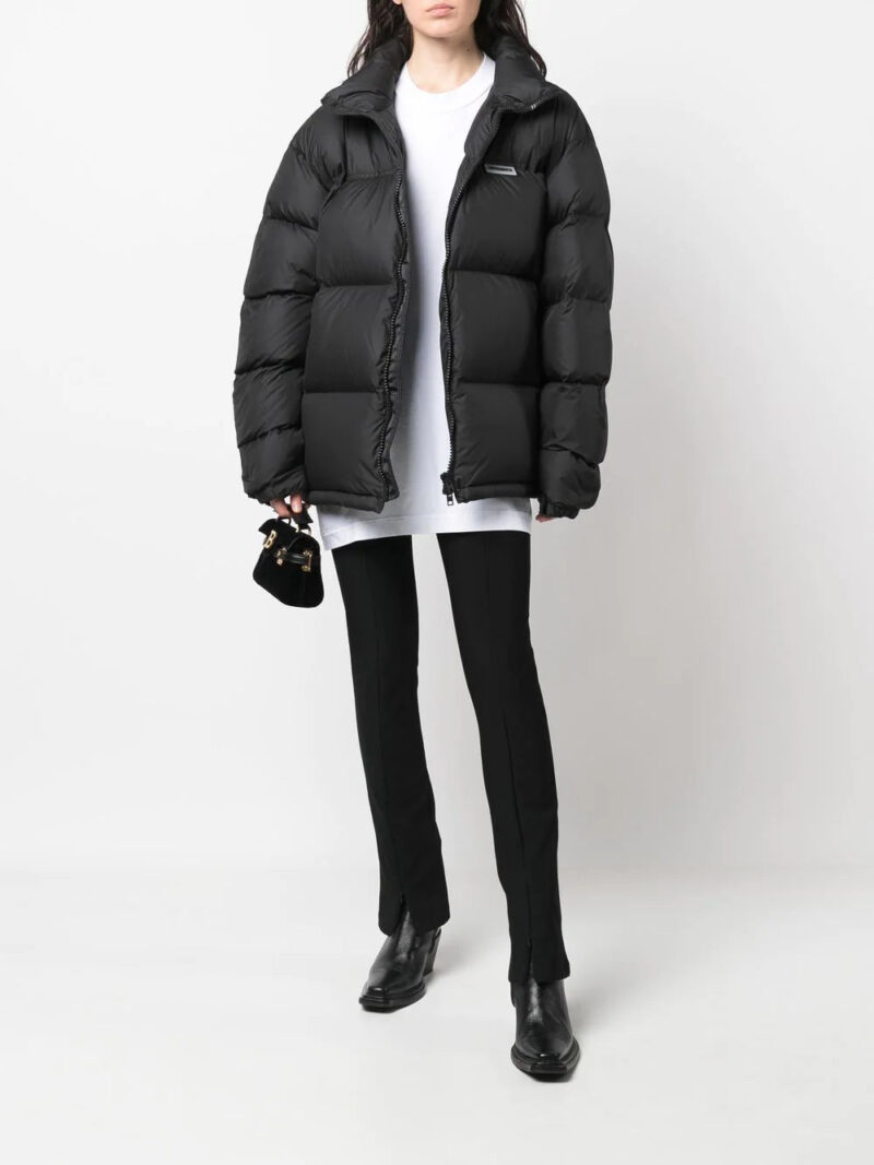 VETEMENTS  logo-print puffer jacket
