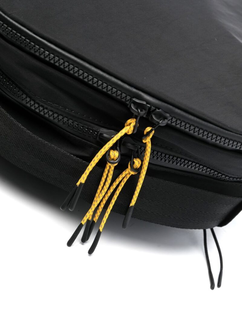 Tommy Hilfiger logo-plaque backpack
