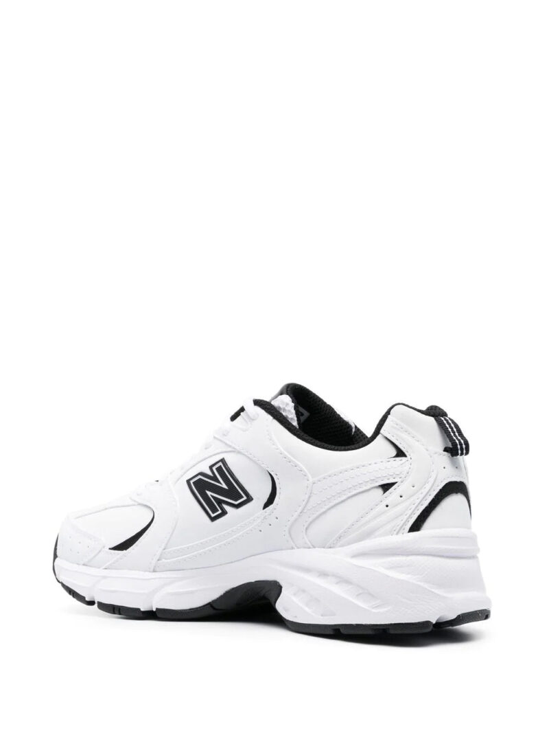New Balance logo-print lace-up sneakers