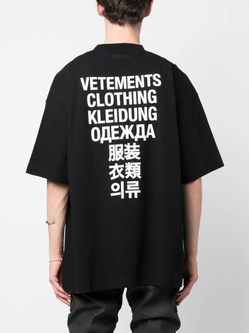 VETEMENTS  Translation logo-print T-shirt