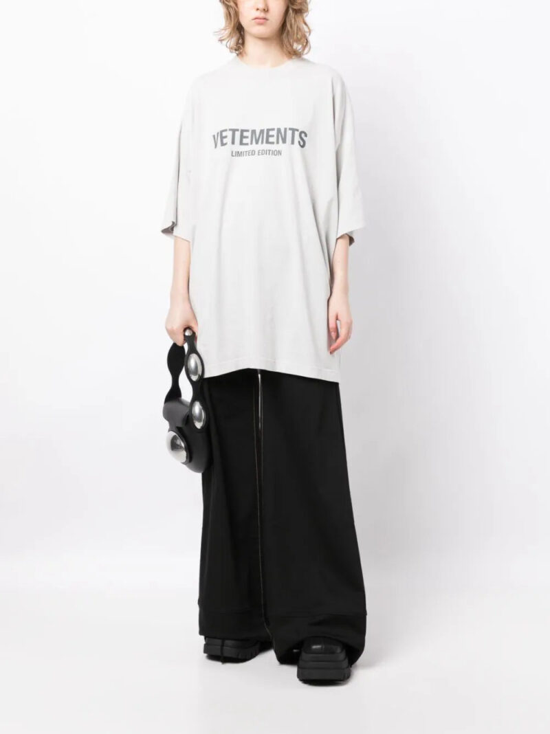 VETEMENTS Limited Edition cotton T-shirt