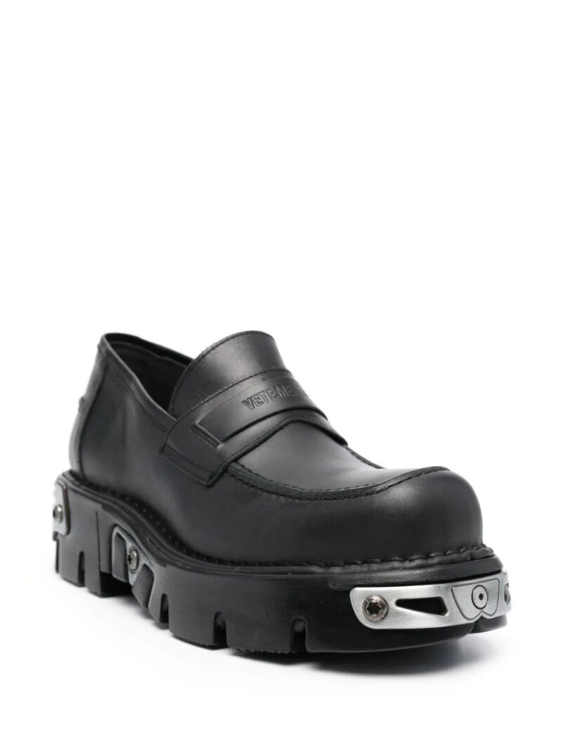 VETEMENTS  logo-embossed leather loafers
