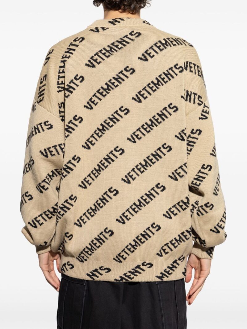 VETEMENTS  logo sweater
