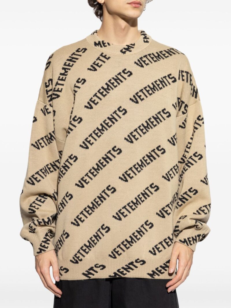 VETEMENTS  logo sweater
