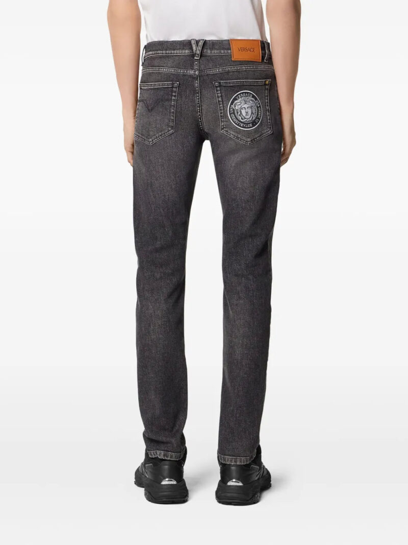 Versace  La Medusa embroidery-detail jeans