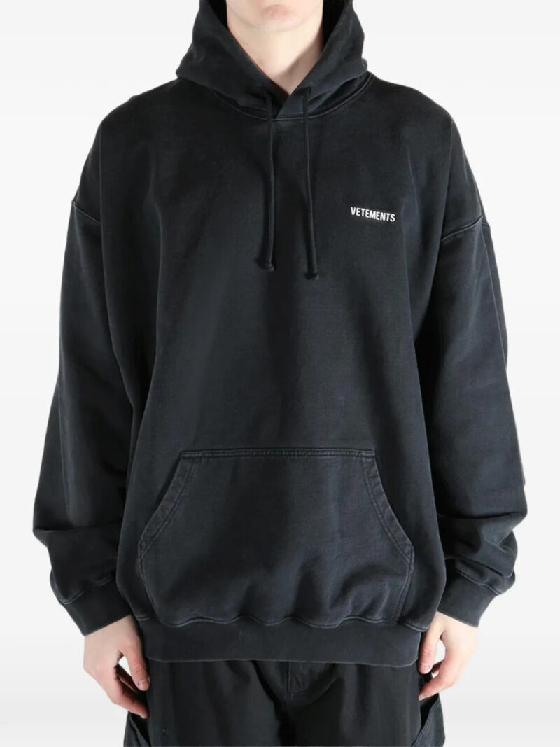 VETEMENTS  logo-detail hoodie