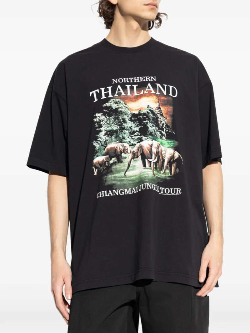 VETEMENTS  Northern Thailand Chiangmai Jungle Tour T-shirt