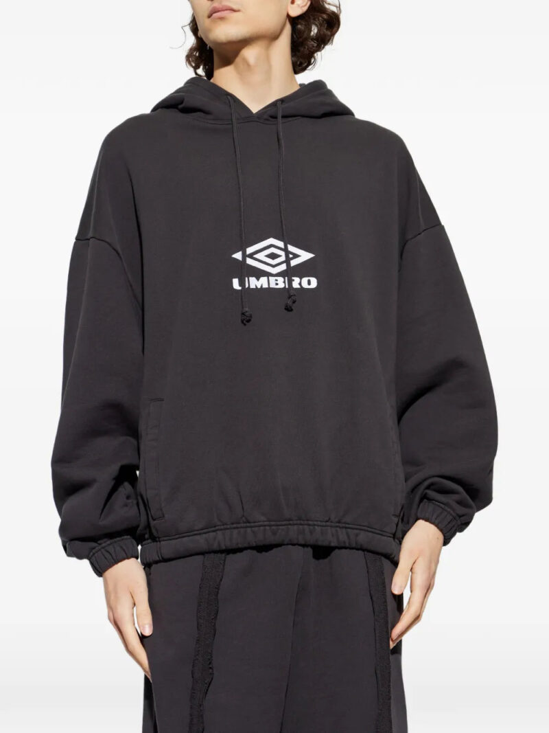 UMBRO logo-embroidery hoodie