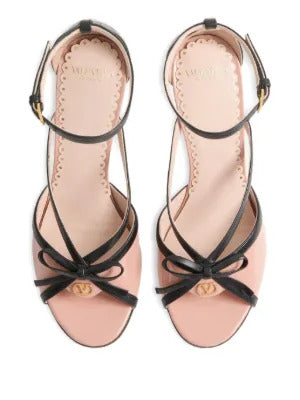 Valentino Garavani  Bepointy bow-detail leather sandals