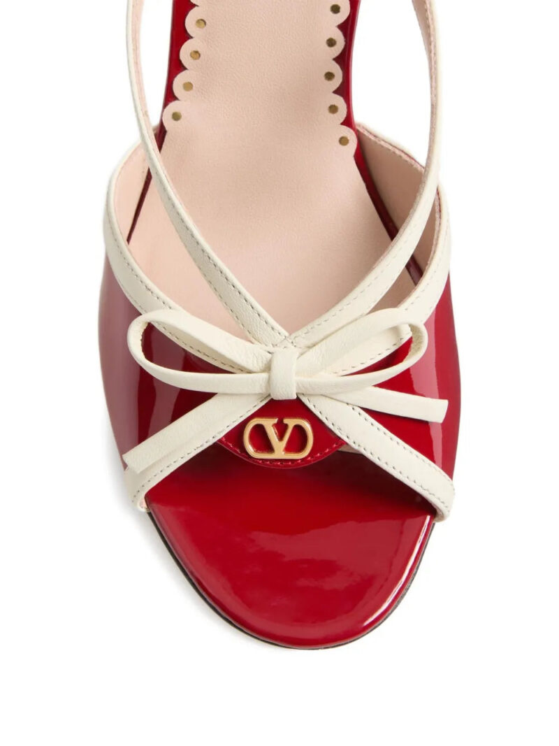 Valentino Garavani  vlogo bow bepointy sandals