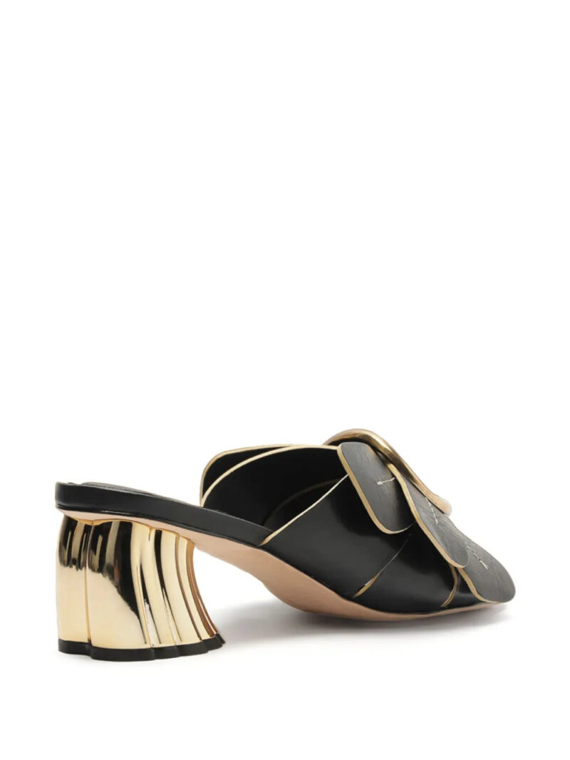 FARM Rio  Daisy mules