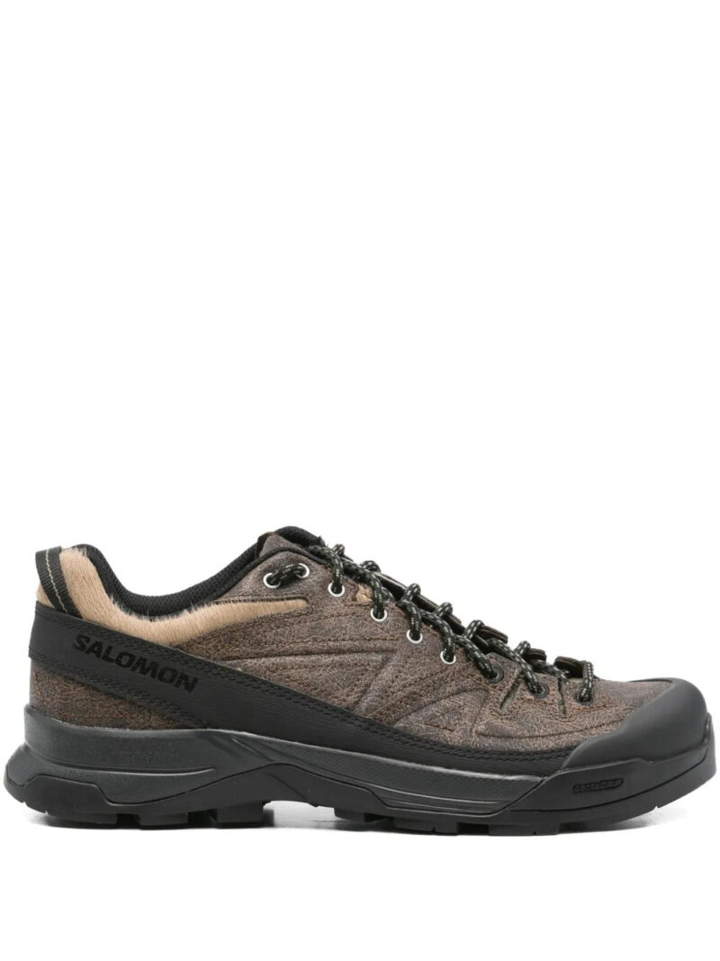 Salomon  leather trainers
