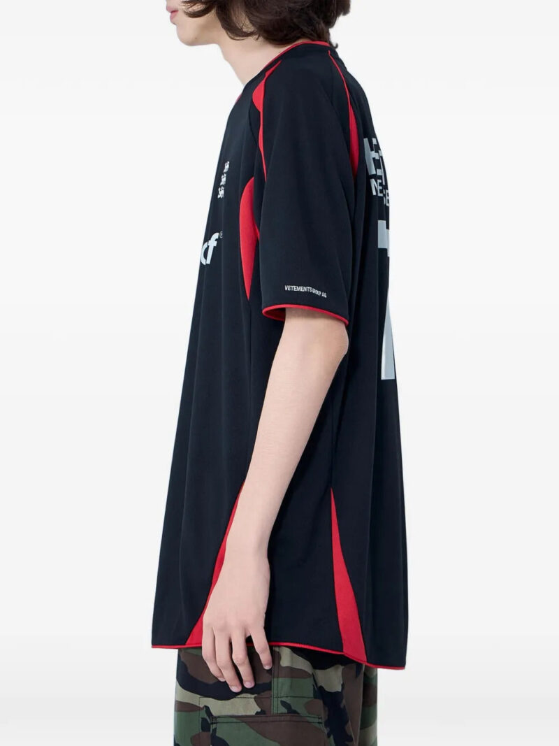 VETEMENTS  alphabet football T-shirt