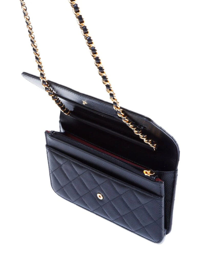 CHANEL  wallet-on-chain