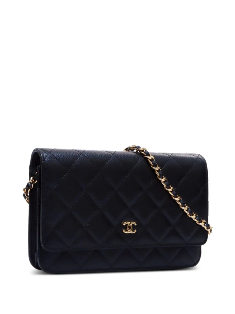 CHANEL  wallet-on-chain
