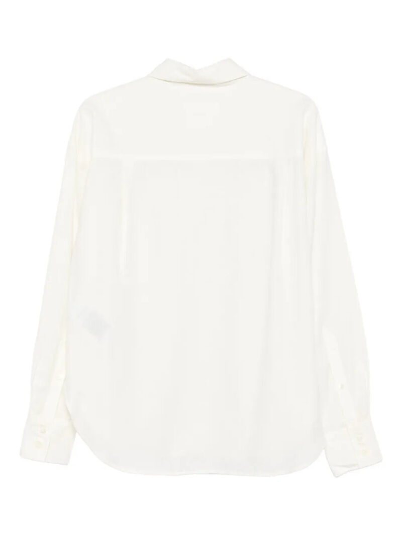Closed long-sleeve shirt