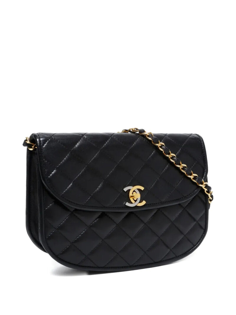 CHANEL - Paris shoulder bag
