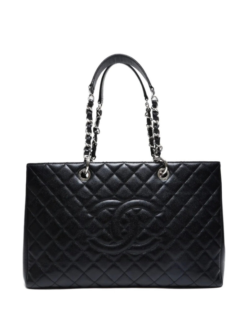 CHANEL quilted chain tote bag