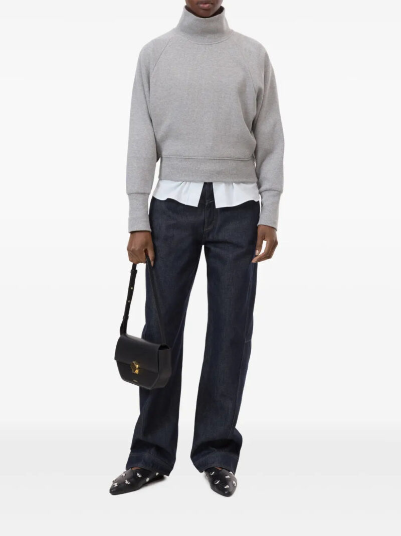 Closed  high-neck sweatshirt